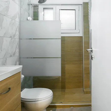 Megaro Moussikis Semi-basement Flat For 2 Persons Apartment